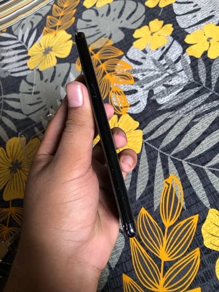 Samsung Galaxy Note 8 official pta Approved Good Condition 3