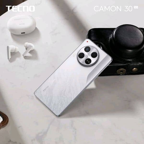 Tecno camon 30 1