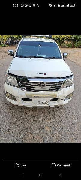 Toyota Hilux 2012 1