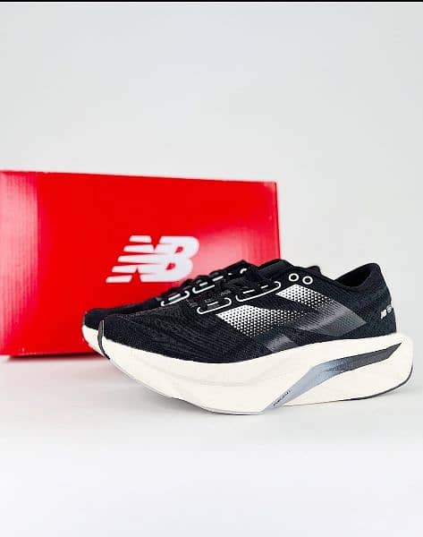 new balance elite V4 5