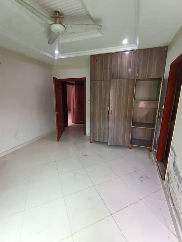 2 bed room unfurnished apartment available for rent in E-11 6