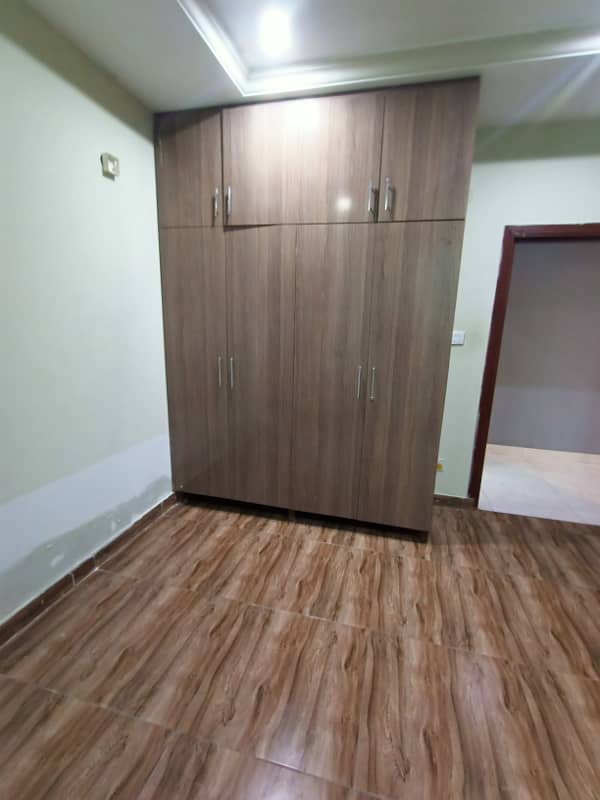 2 bed room unfurnished apartment available for rent in E-11 11