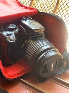 Canon 400D DSLR with Bag and Camera Lens.