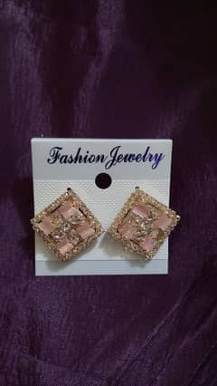 Luxury Gold plated Earrings For Womens / Girls