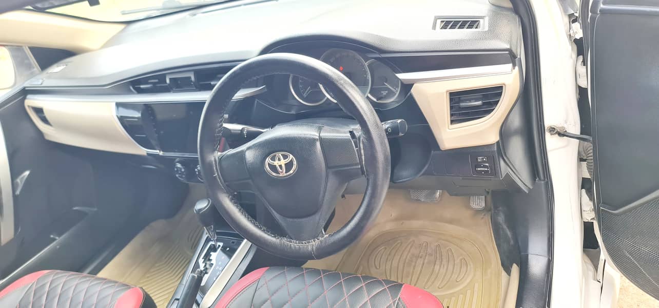 Toyota Corolla Altis 2015 6