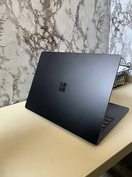 Microsoft Laptop 4 - (11th Generation) Core i5 - 8gb Ram 256gb ssd 1