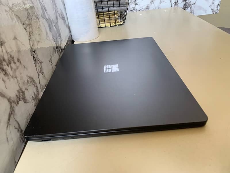 Microsoft Laptop 4 - (11th Generation) Core i5 - 8gb Ram 256gb ssd 4