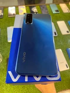 vivo y 20s 4/128 gb with box charger original