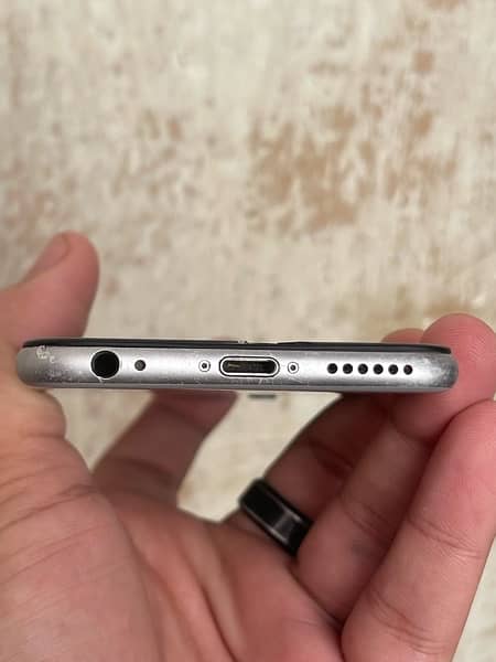 iPhone 6 finger ok pta approved urgent sale 4