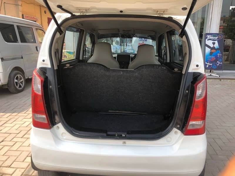 Suzuki Wagon R 2021 9