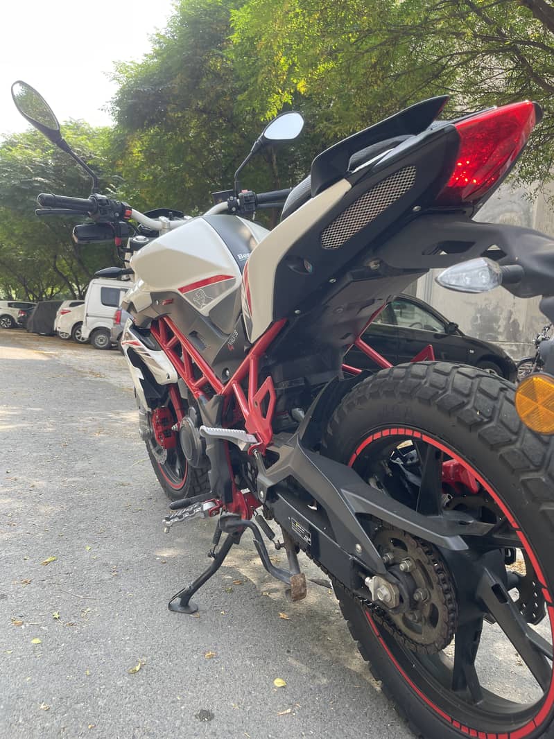 Benelli TNT 150i 2021 2