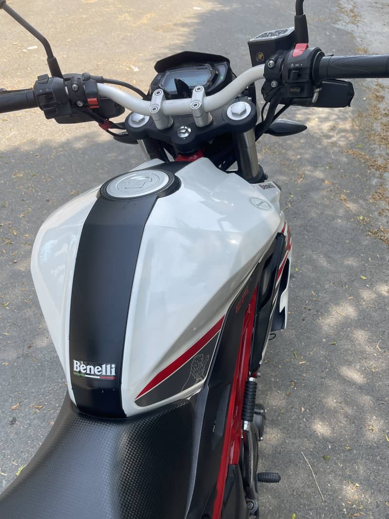 Benelli TNT 150i 2021 5