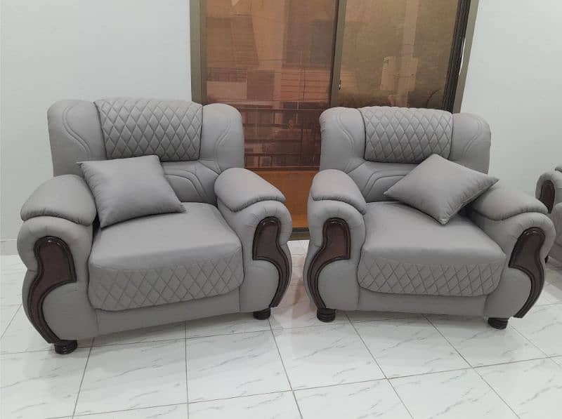 New 7 seater leather sofa set 1