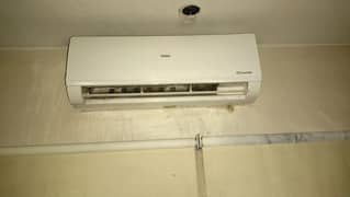 1 ton Haier DC inverter  best condition