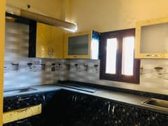 600 yards 3 bed dd 2nd floor portion for rent in johar 0