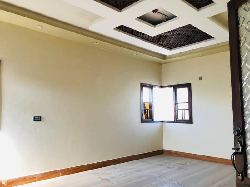 600 yards 3 bed dd 2nd floor portion for rent in johar 1