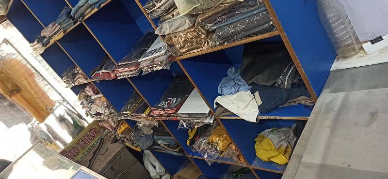 garments shop furniture used but in new condition for sale 1