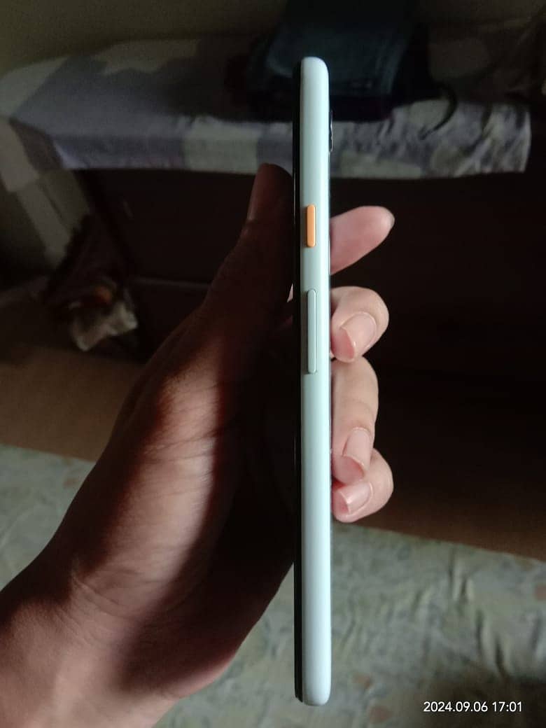 Pixel 3axl non pta OEM unlocked 4