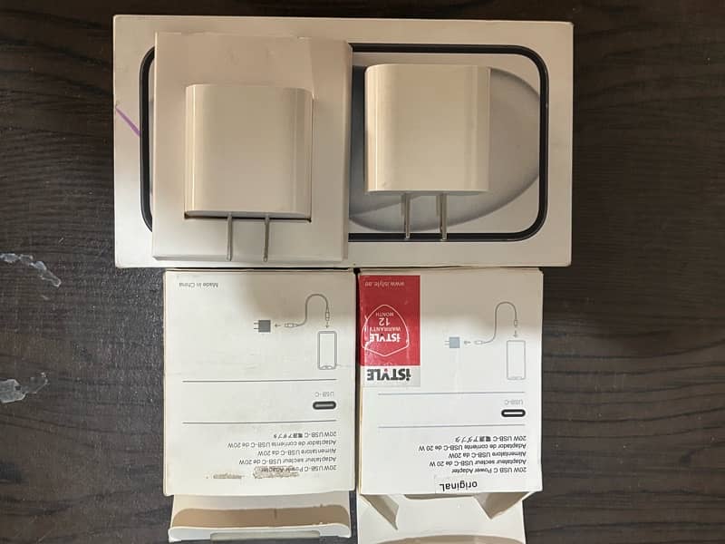 Apple Charger ( 20w) Brand New 2