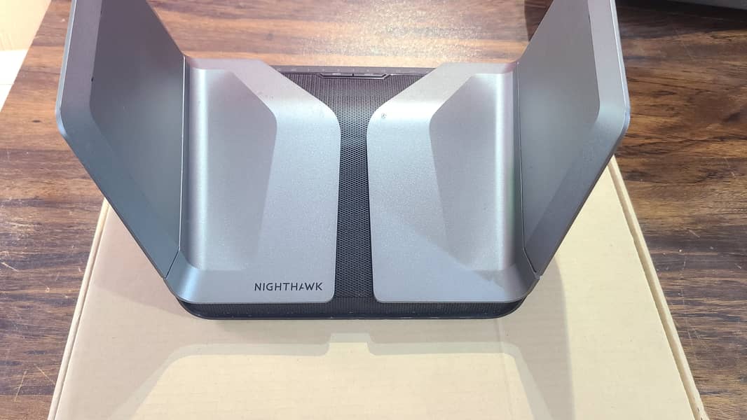 Netgear Nighthawk AX6000 WiFi 6 AX8 (RAX80) Branded Used (With Box) 9