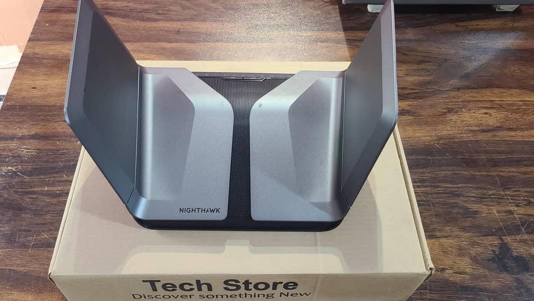 Netgear Nighthawk AX6000 WiFi 6 AX8 (RAX80) Branded Used (With Box) 11