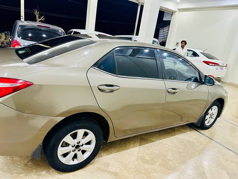 Toyota Altis Grande 2015 5