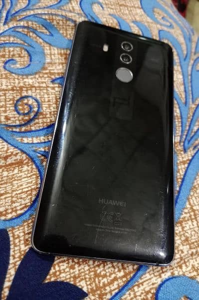 Huawei mate 10 pro 6 gb ram 256 gb mamory 3