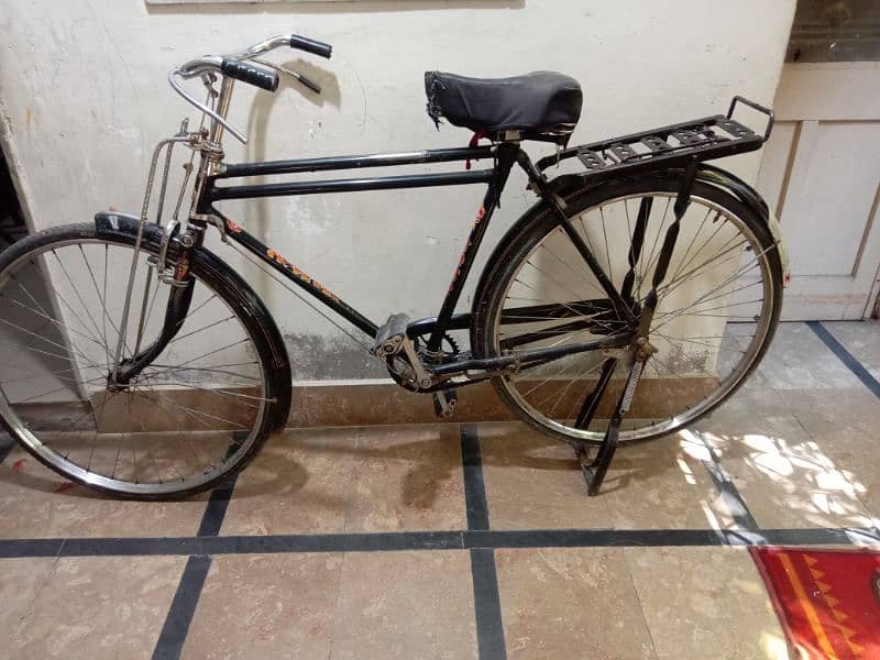 22 inch sohrab cycle in good condition new tyre tubes 0