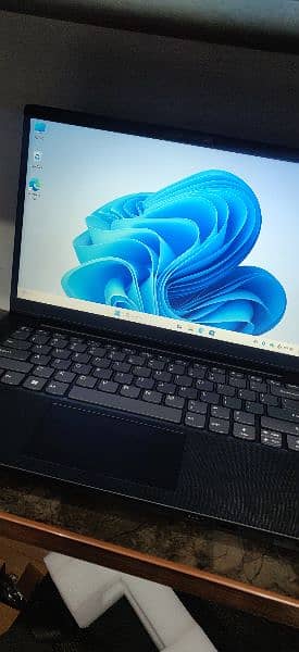 Lenovo SCHEME 12 Gen Laptop 4