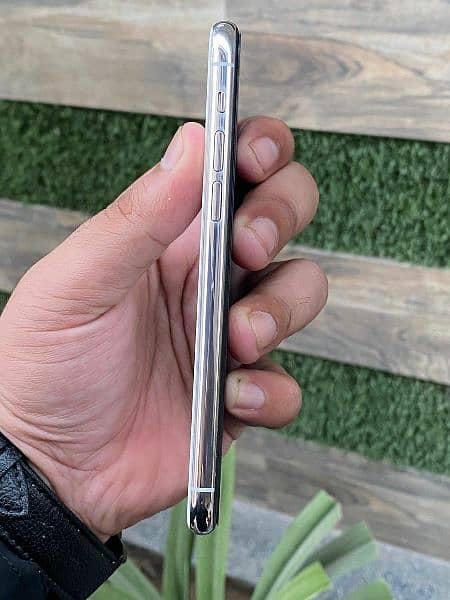 I phone 11 pro PTA Approved 64GB 3