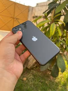 iphone 11 (128) gb non pta not jv Exchange possible etc 0