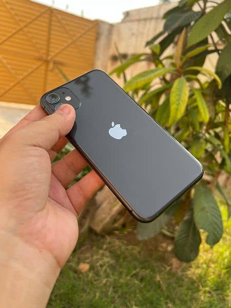 iphone 11 (128) gb non pta not jv Exchange possible etc 0