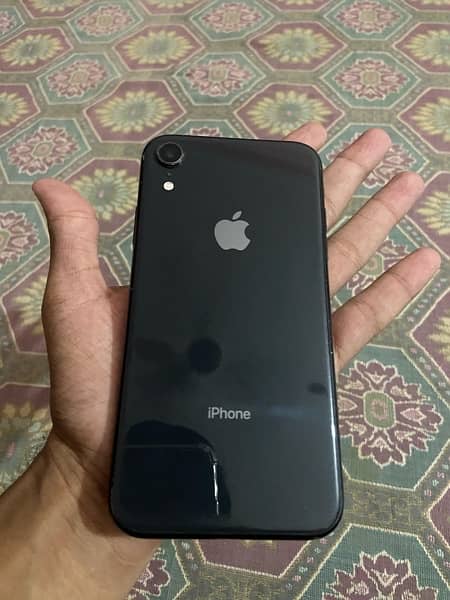 iPhone XR 64gb PTA Approved with box 5