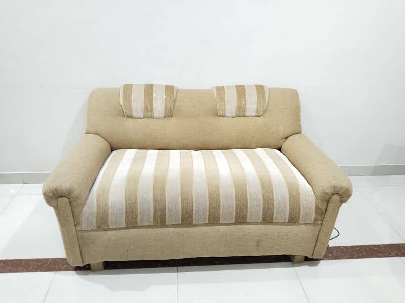 2 seater sofa 1