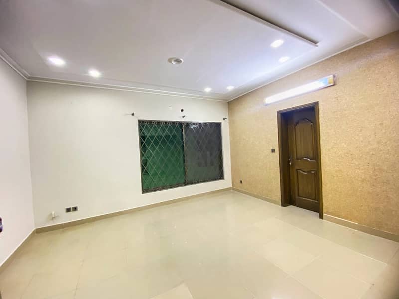 17 Marla 5 Bed Hot Location House` Is Available For Sale In DHA Phase 8 Air Avenue 7