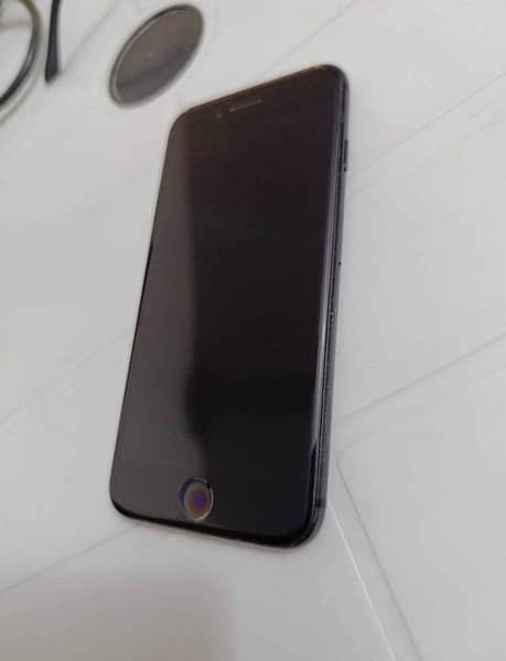 iPhone 7 128GB PTA Approved Urgent Sale 3