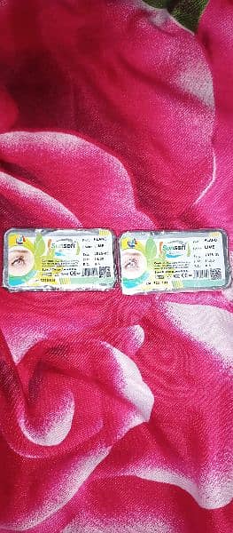 contact lenses lime green 1