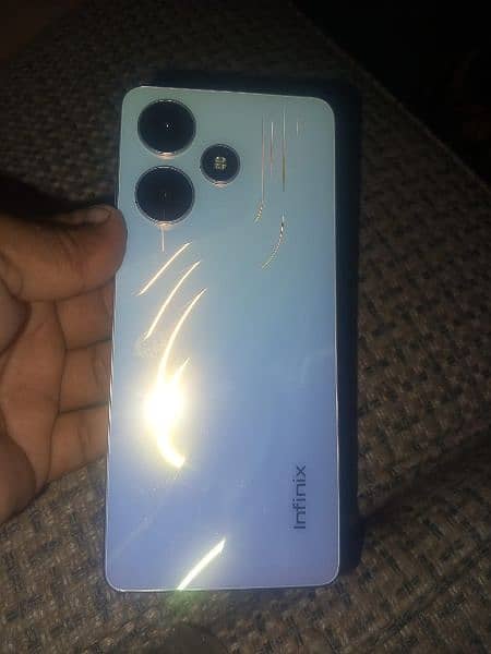 Infinix Hot 30 8 8 128 gb room hen 10/8 condition full box hen 5