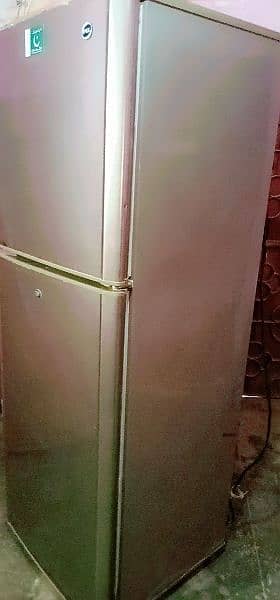 medium size fridge on condition 2