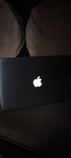 Macbook Air 2017 just like new