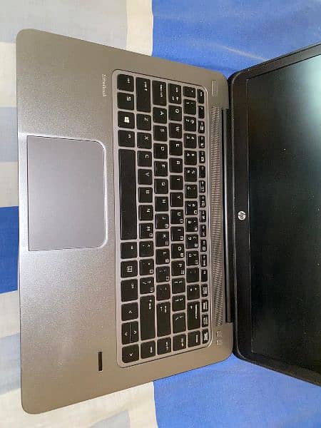 HP Elitebook Folio 1040 G2 1