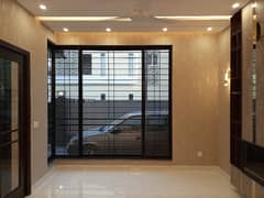 10 MARLA BRAND NEW HOUSE FOR RENT IN PARAGON CITY 0