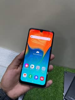 Samsung Galaxy A30 4gb Ram 64gb Storage