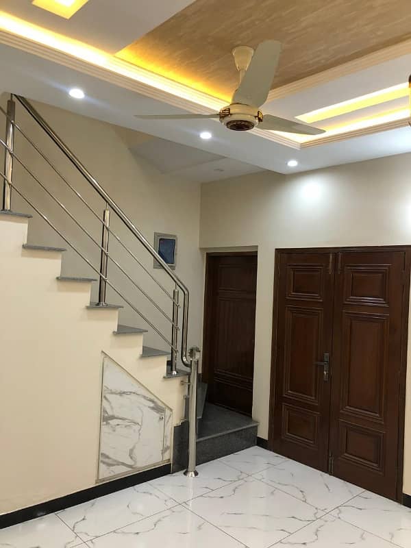 5 MARLA BEAUTIFUL HOUSE FOR RENT IN PARAGON CITY 11