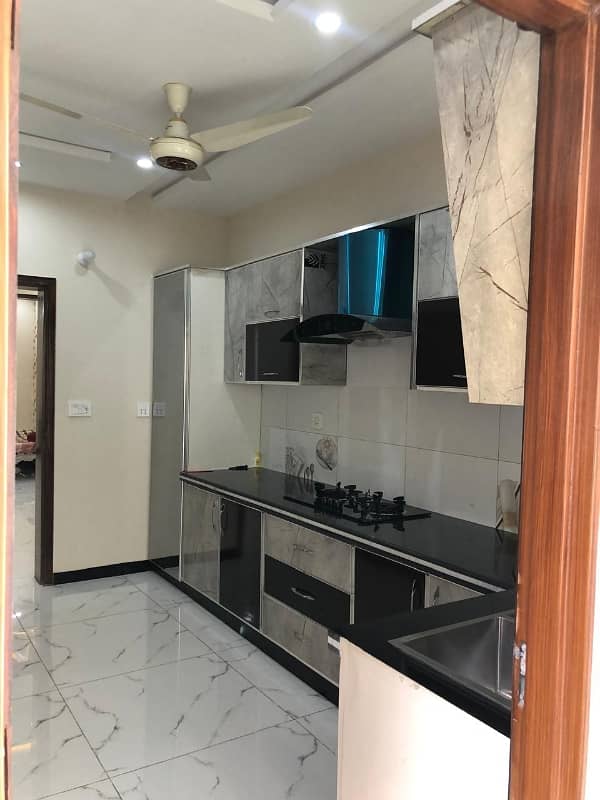 5 MARLA BEAUTIFUL HOUSE FOR RENT IN PARAGON CITY 12