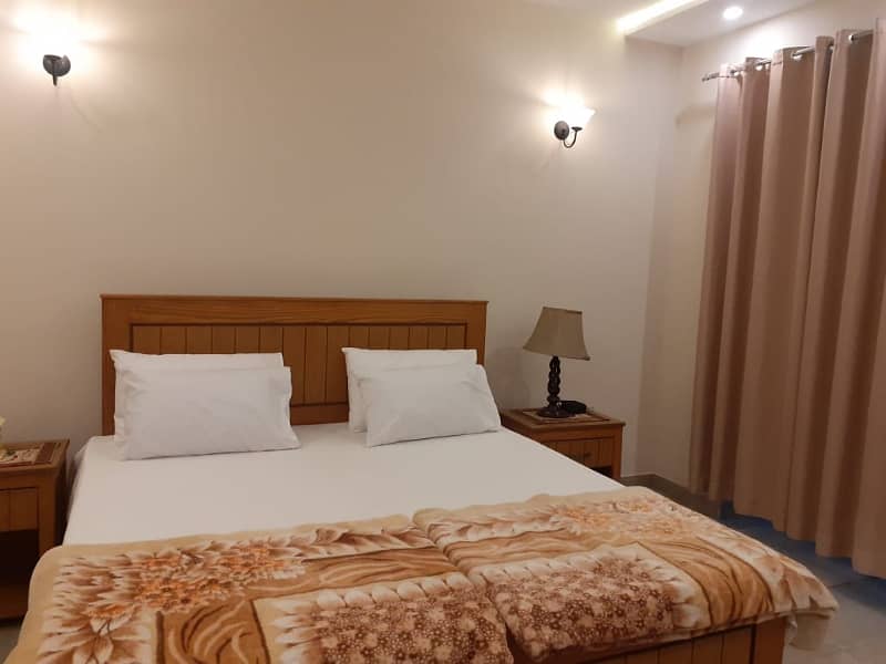 1 FULLY FURNISHED ROOM AVAILABLE FOR RENT FOR GIRL'S 2