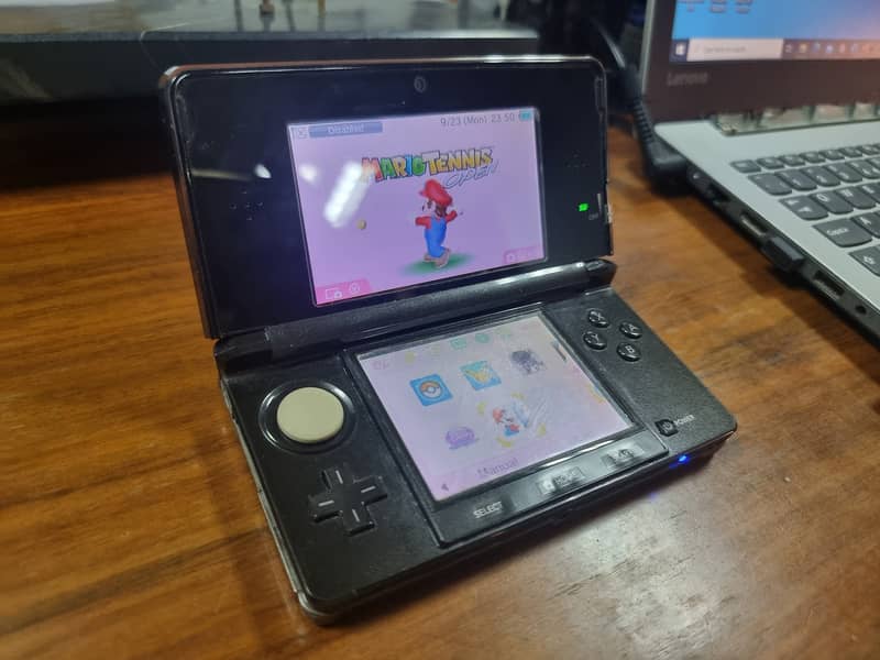 Nintendo 3DS Jailbreak with 32GB SD card 1