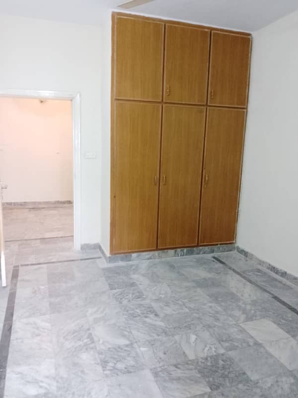 I. 8/4 Extension Flat Available For Rent Office And Bachelors 19