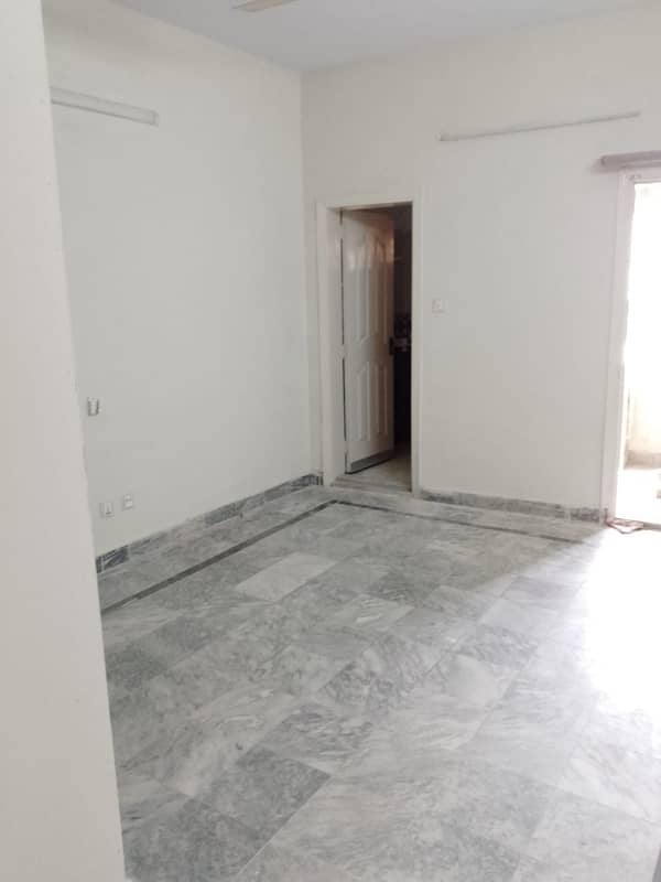 I. 8/4 Extension Flat Available For Rent Office And Bachelors 22