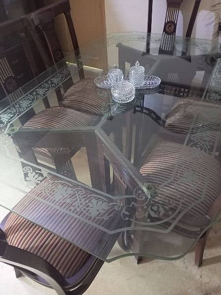 Dinning Table with 6 chairs 2